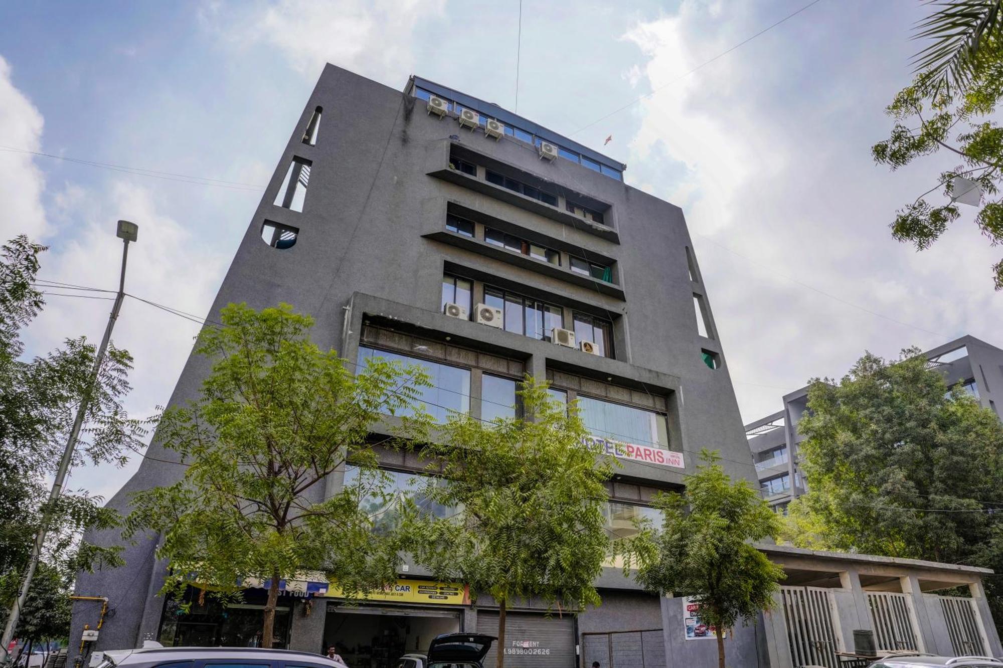 Hotel Paris Plaza Ahmadabad Zewnętrze zdjęcie